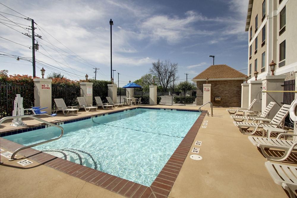 Comfort Suites Waco Near University Area Ngoại thất bức ảnh