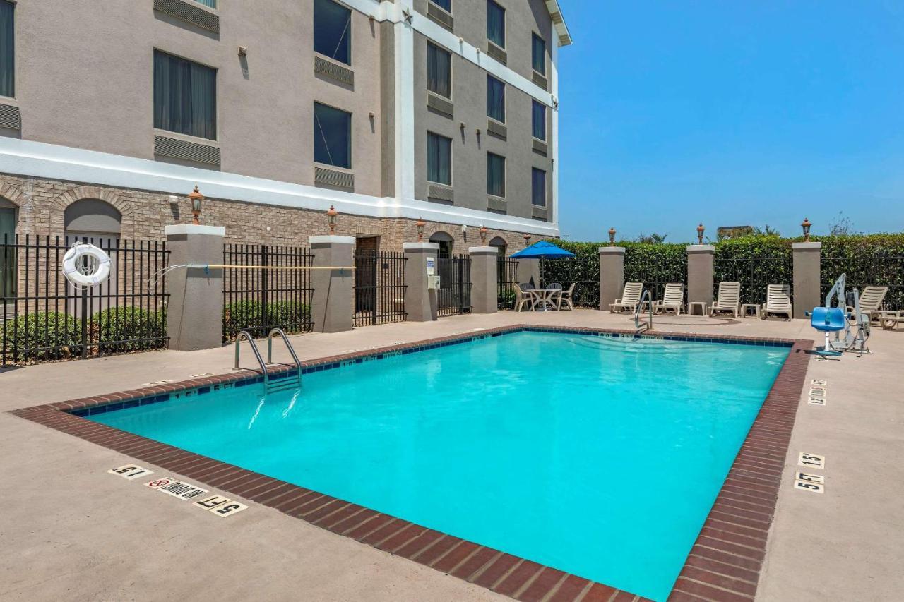 Comfort Suites Waco Near University Area Ngoại thất bức ảnh