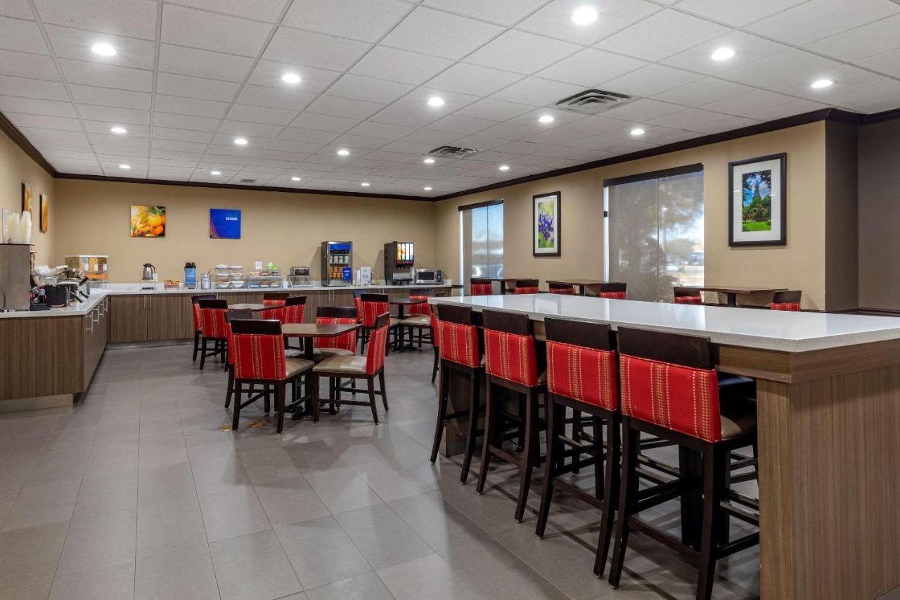 Comfort Suites Waco Near University Area Ngoại thất bức ảnh