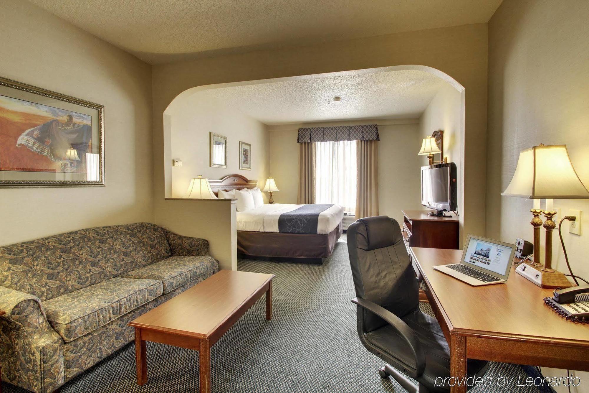 Comfort Suites Waco Near University Area Ngoại thất bức ảnh